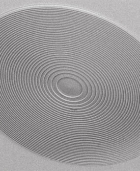 fresnel-lens-700x438